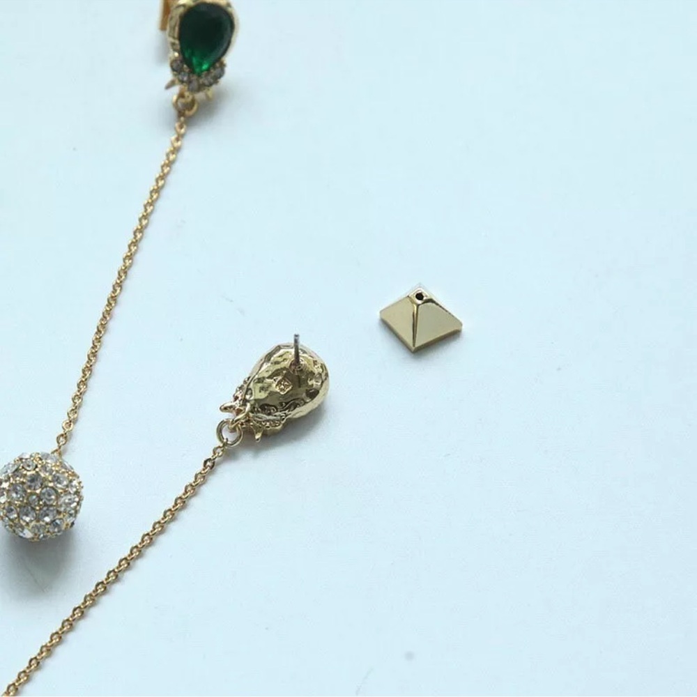 Alexis Bittar Gold and Green Drop Earrings - Picture 5 of 7